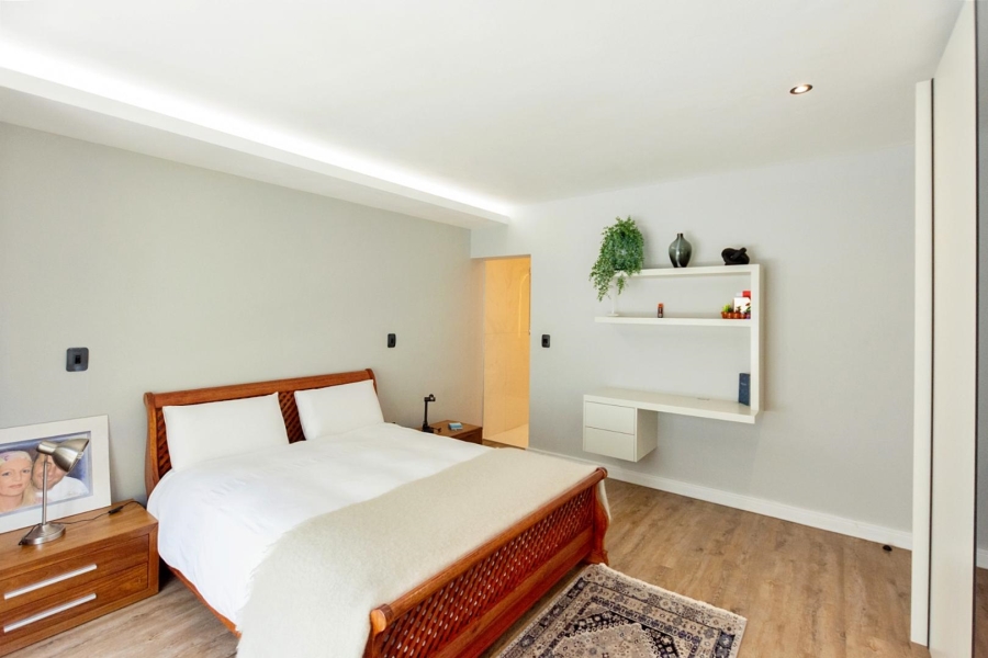 3 Bedroom Property for Sale in Calypso Beach Western Cape